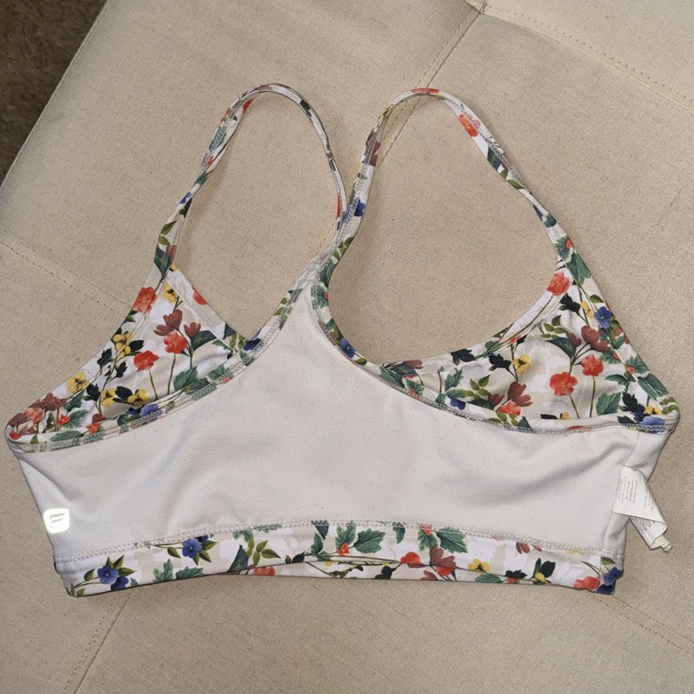Fabletics Poppy Field Ivory XS Racerback, Seamless Sports Bra - Picture 5 of 15
